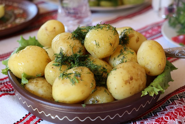 Як підібрати найкраще добриво для картоплі?
