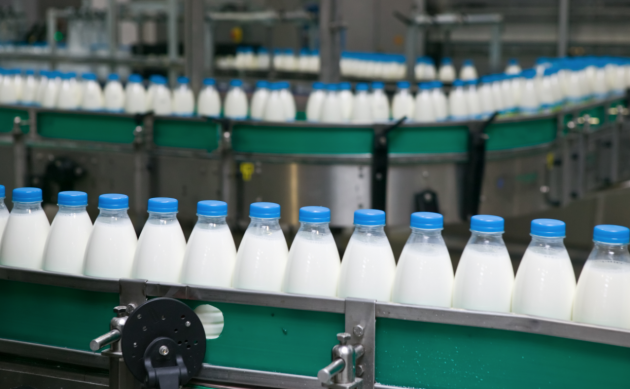 Виробництво молока та молочних продуктів. Які матеріали і технології для цього використовують